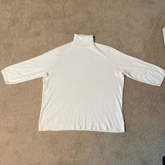 Chico’s Turtleneck Sweater - Picture 1 of 2